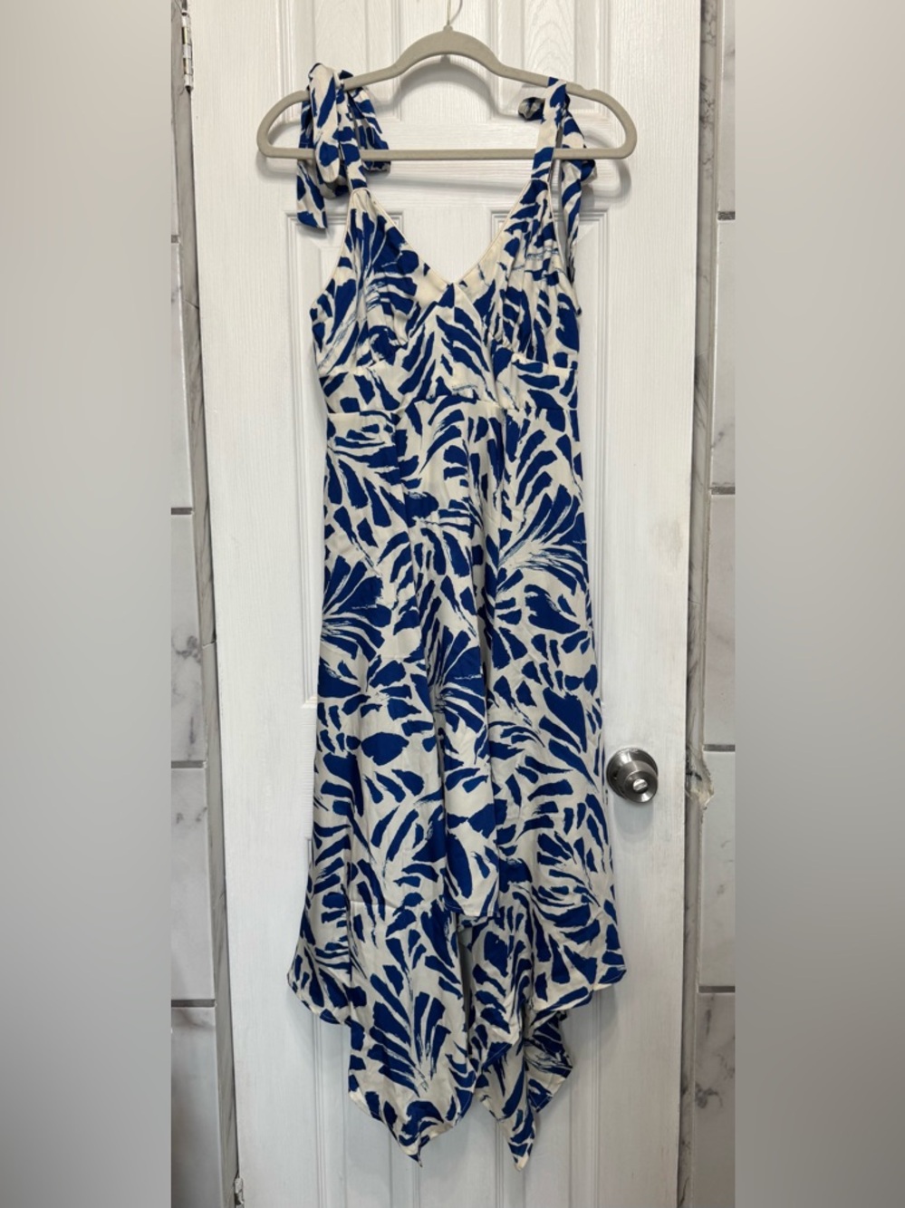 Alexis For Target Floral Shoulder Tie Handkerchief Hem High-Low Sundress Women S